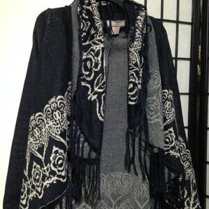 Gorgeous Flying tomato fringe cardigan, M